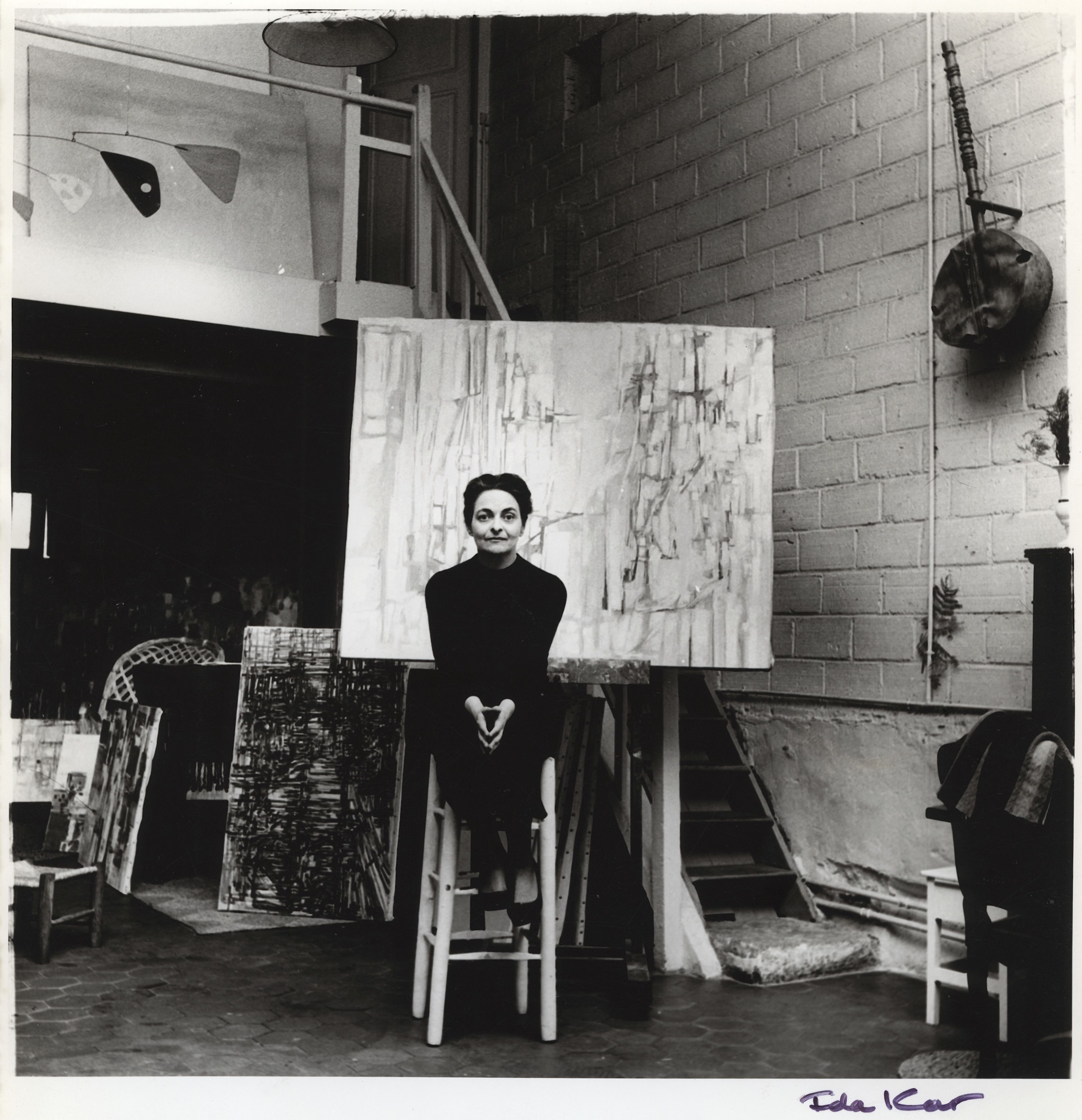 Maria Helena Vieira da Silva in her studio photographed by Ida Kar © NPG / Ida Kar